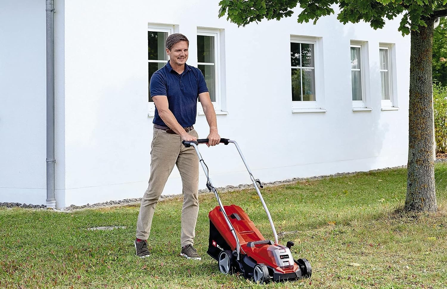 Einhell Akku-Rasenmäher GE-CM 18/33 Li Kit, 18 V, 33 cm Schnittbreite, bis 200 m², 30 L Fangkorb, inkl. 4,0 Ah Akku + Lader